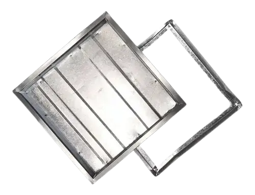 [2316] TAPA CAMARA GALVANIZADA 20X20 C/BULON